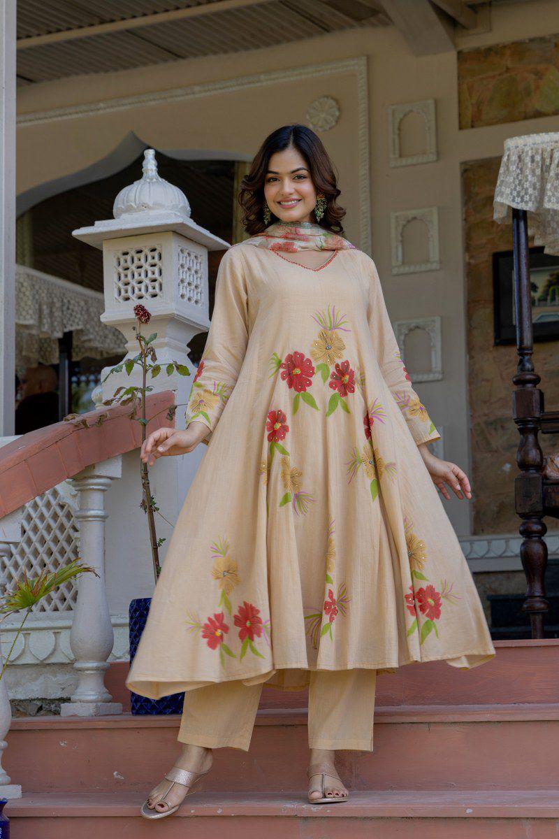 Chitralekha Kurta Set